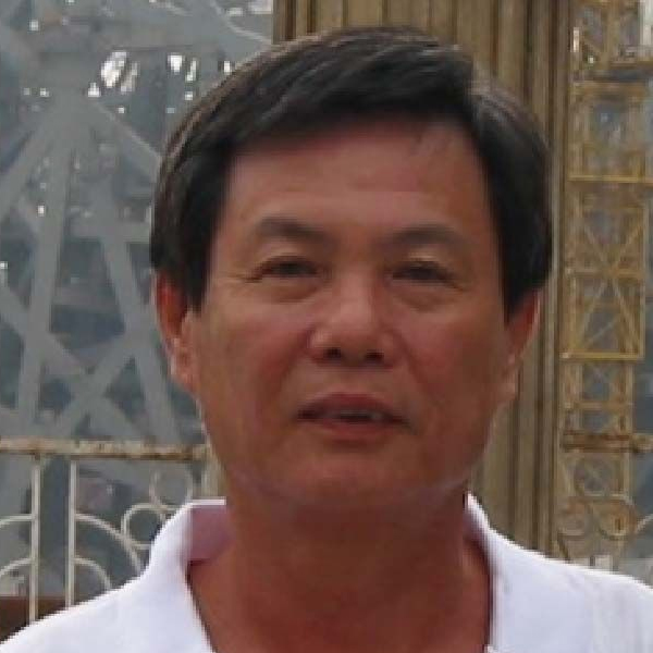 教授康世平
